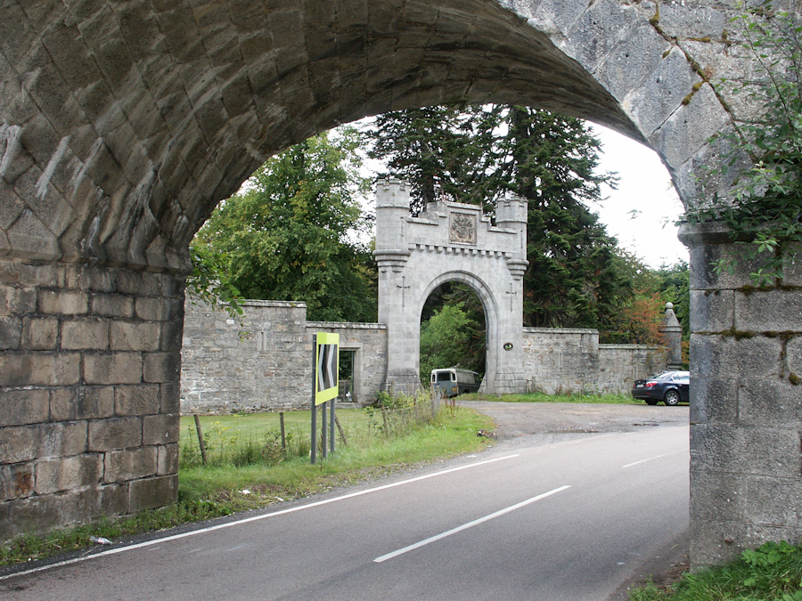 East Lodge, Railway Bridge on A939 & Entrance Arch, Castle Grant